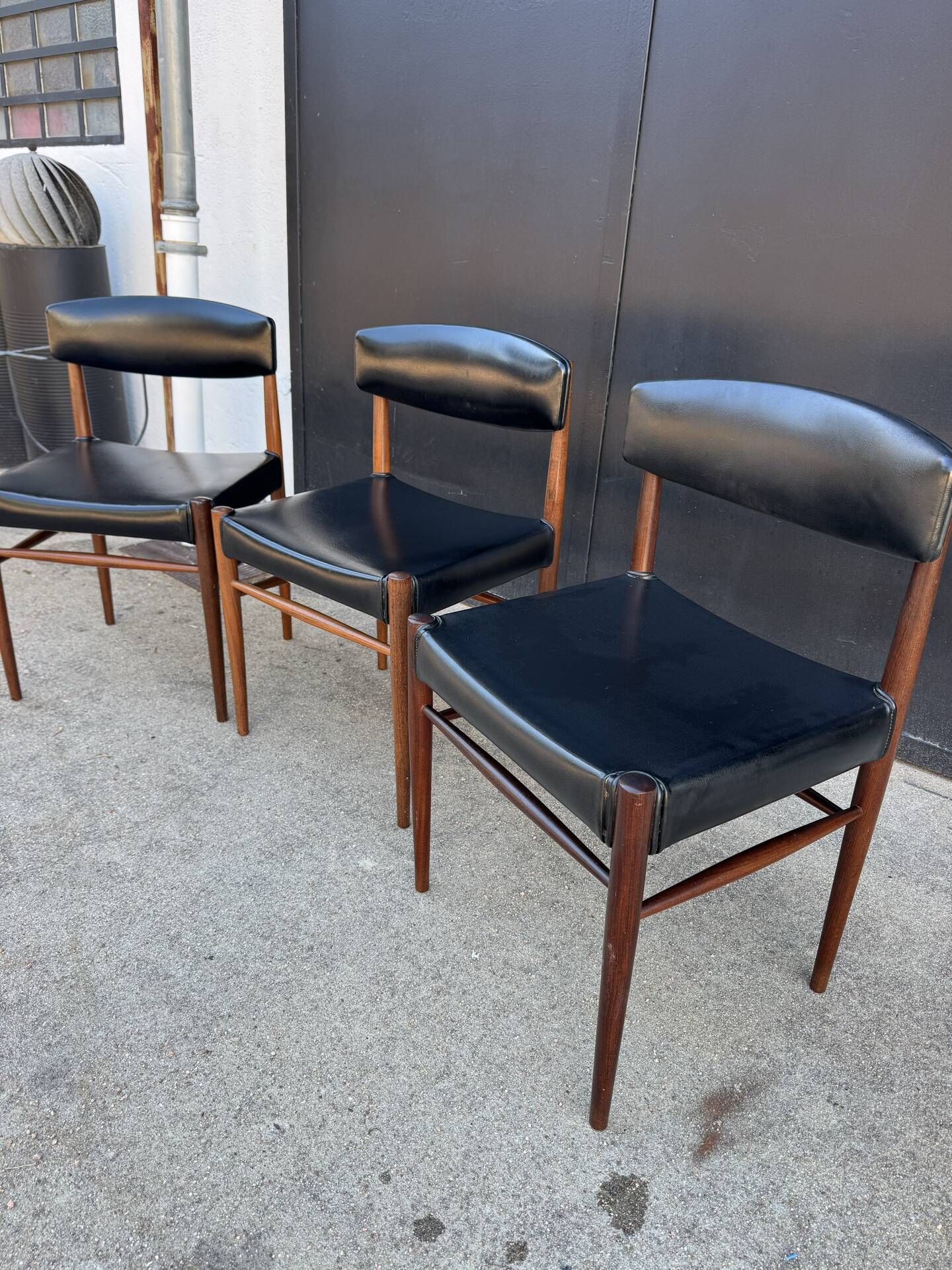 Chaises style scandinave années 60