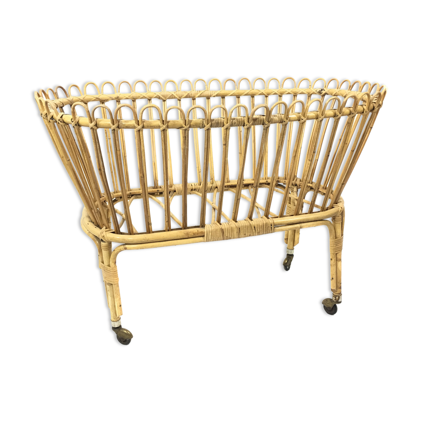 Cradle rattan