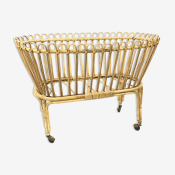 Cradle rattan