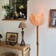 Large flower floor lamp in turned wood – Vintage – 70s/80s spirit