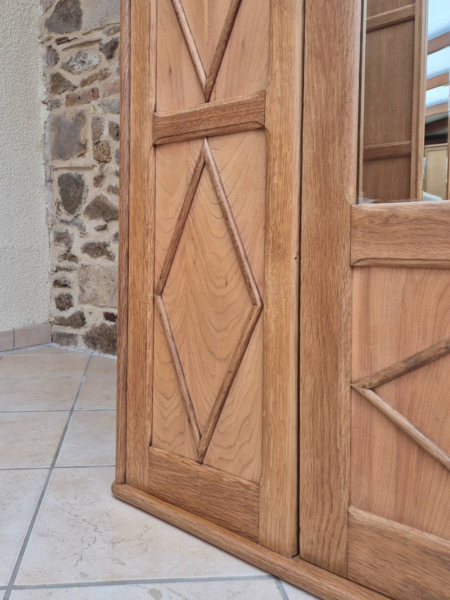 Armoire vintage