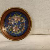 Enamelled plate