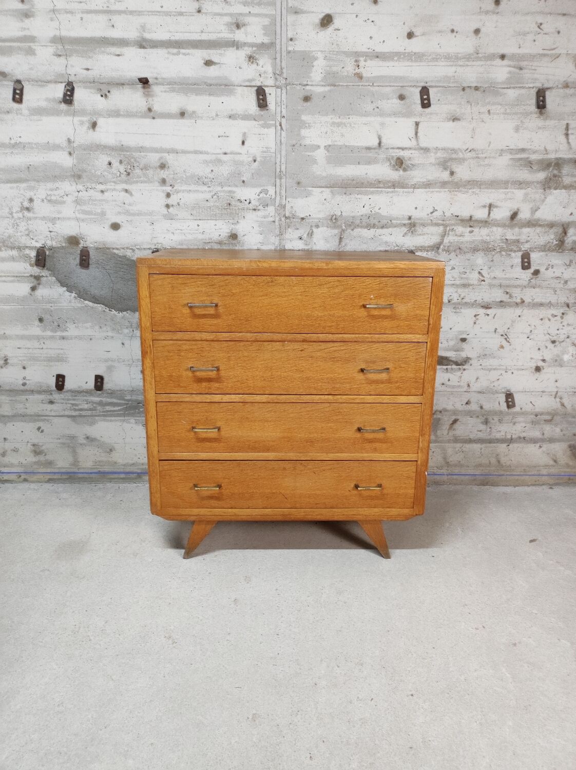 Commode vintage