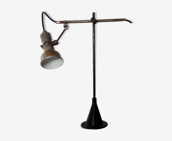 Lampe de couturière