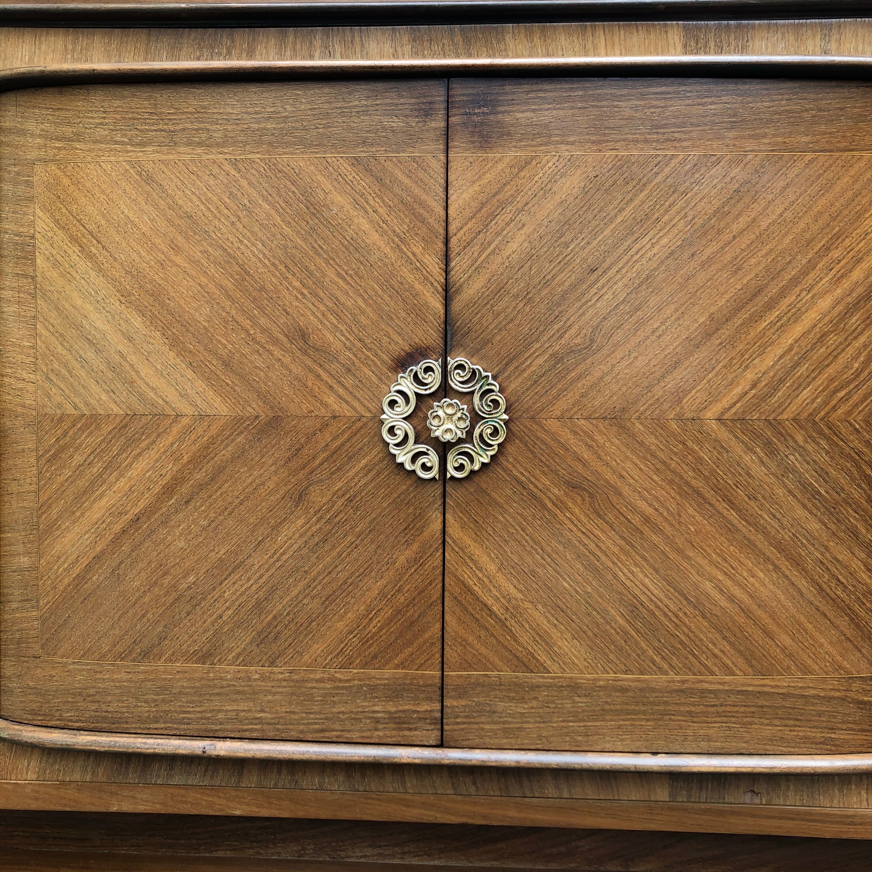 Sideboard