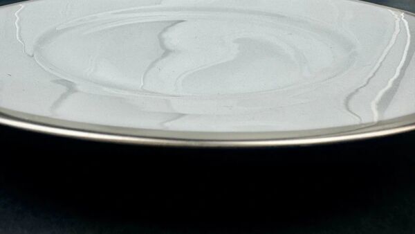 Raynaud, Fontainebleau Platine, suite de 6 assiettes à aile 25 cm