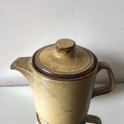 Cafetière en grès scandinave