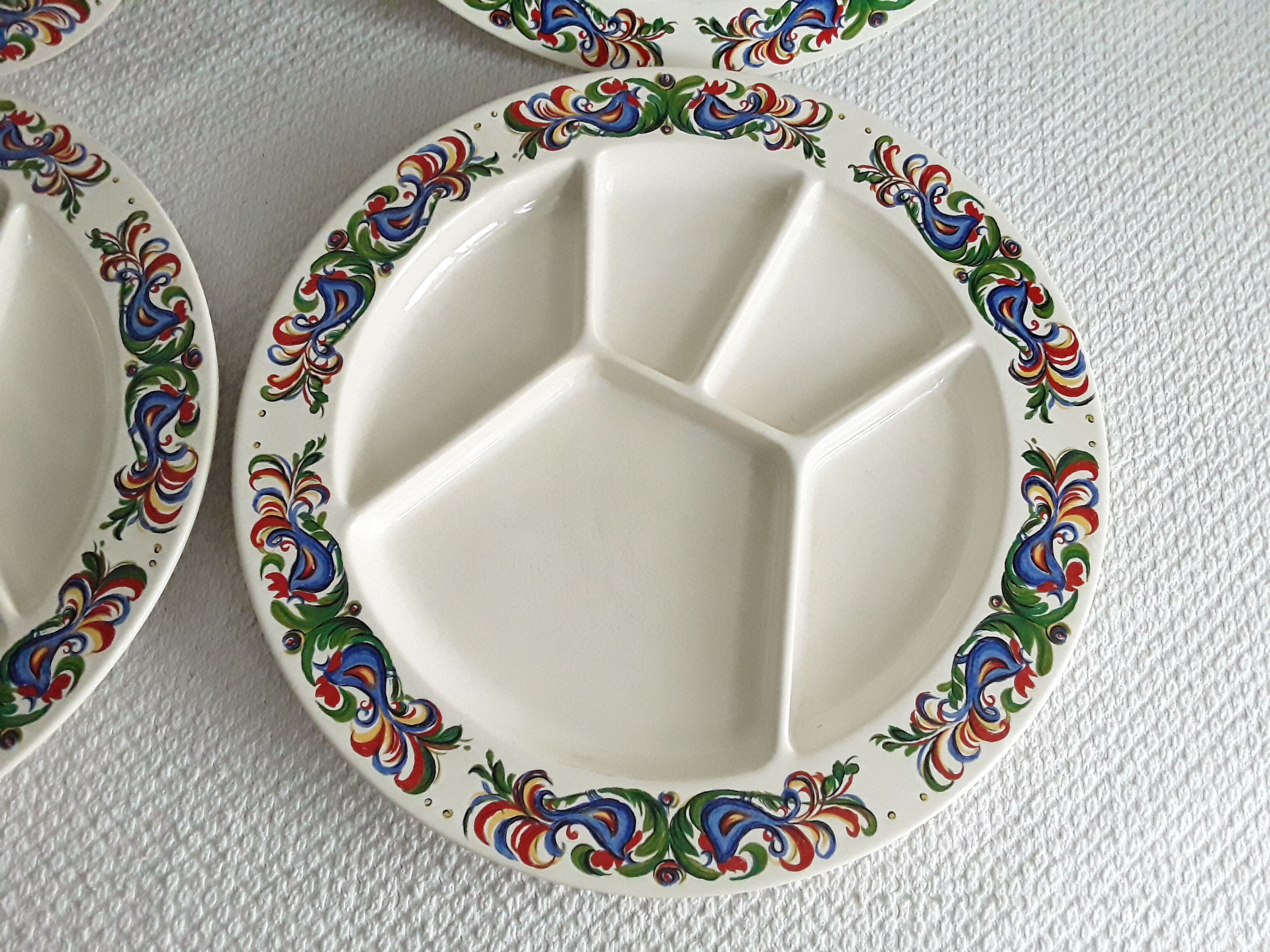 Vintage Villeroy and Boch fondue plates