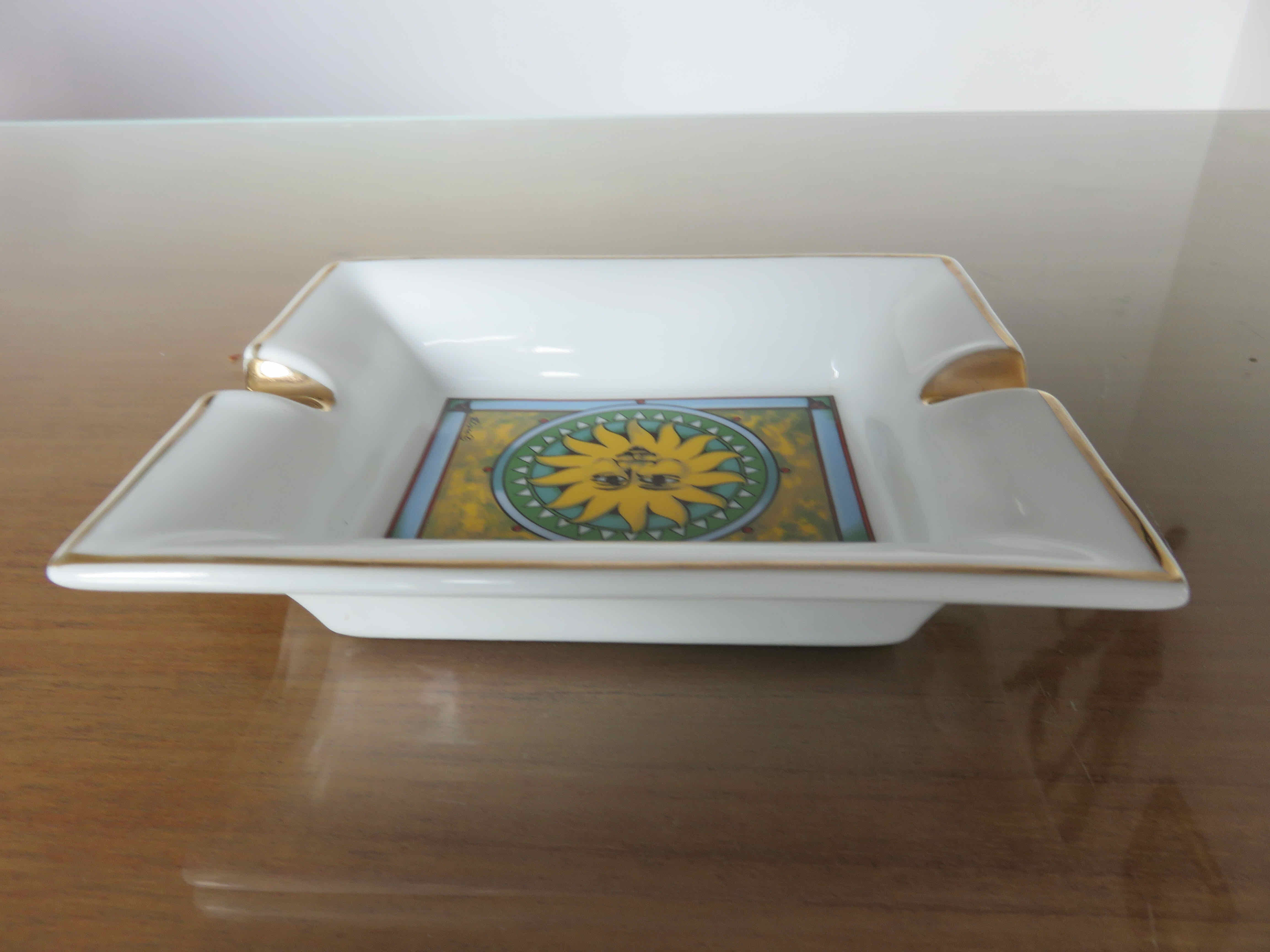 Ashtray "sun" porcelain 80s