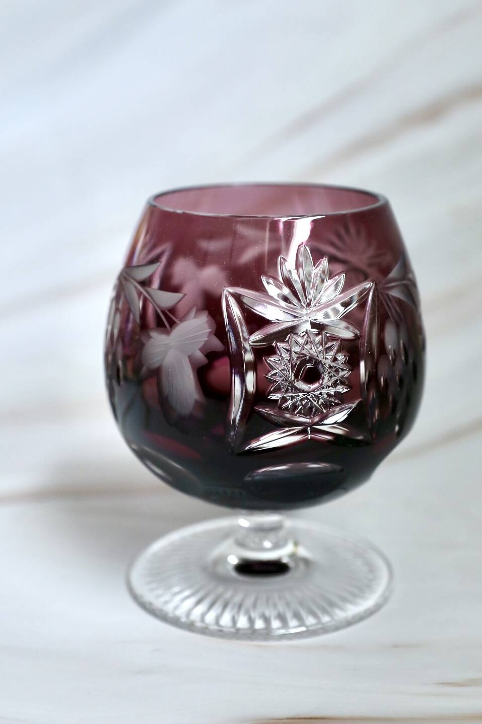 Coloured crystal service