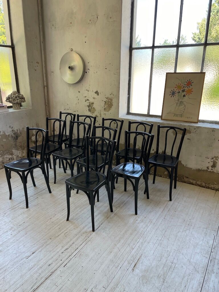 Lot 11 black Baumann bistro chairs