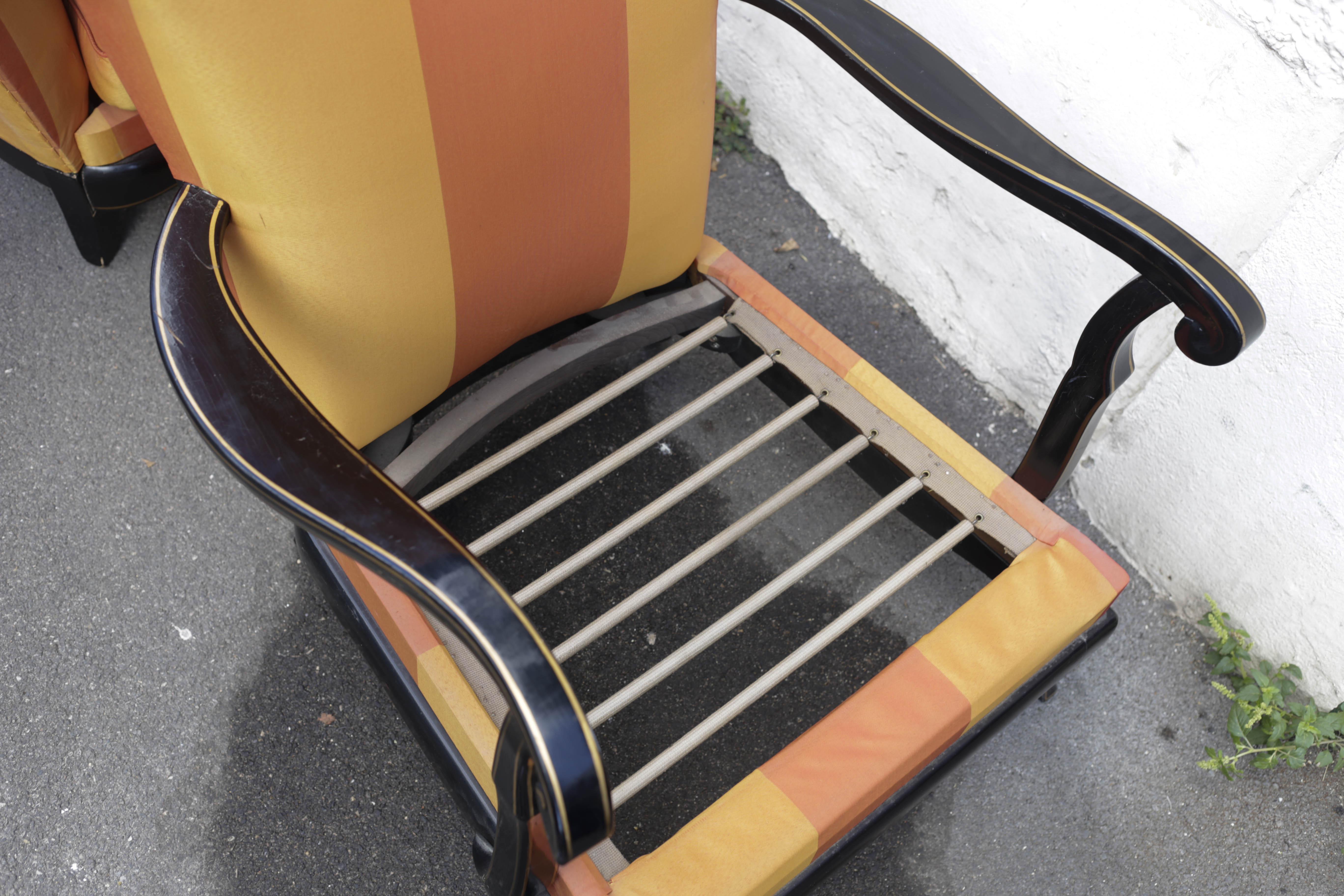 Paire de fauteuils laqué noir Steiner