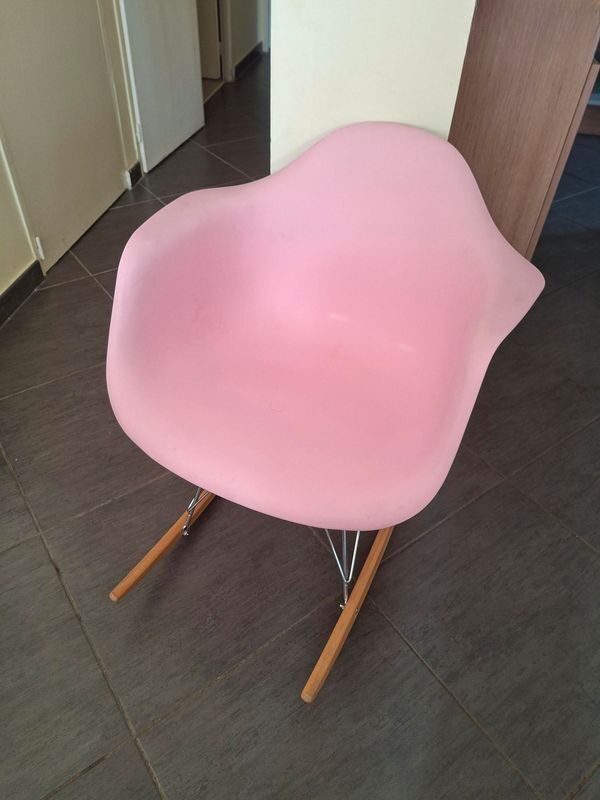 Rocking chair
