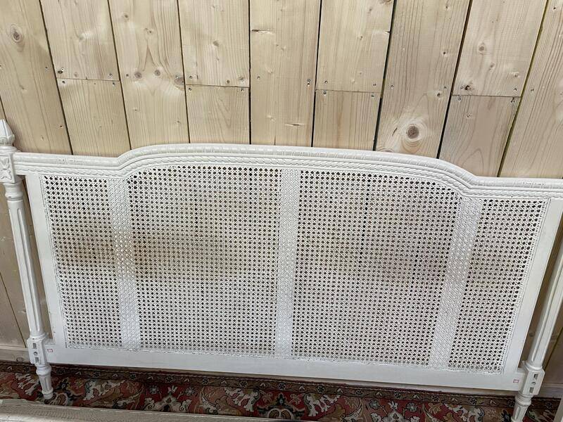 Lit en cannage et peint de style Louis XVI 200/180 cm