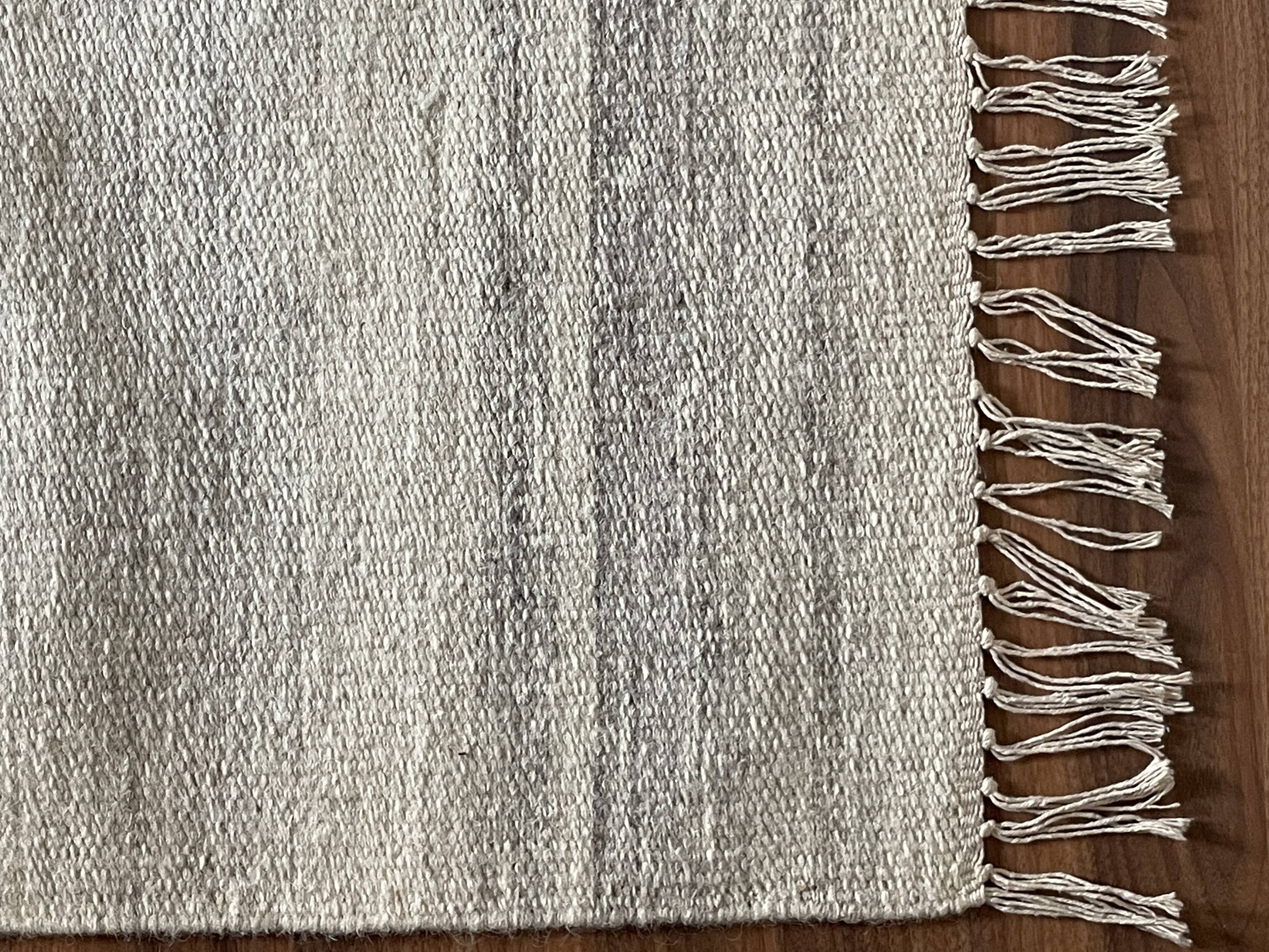 Tapis de laine à tissage plat fait à la main, couleur blanche