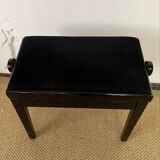 Height-adjustable piano bench
