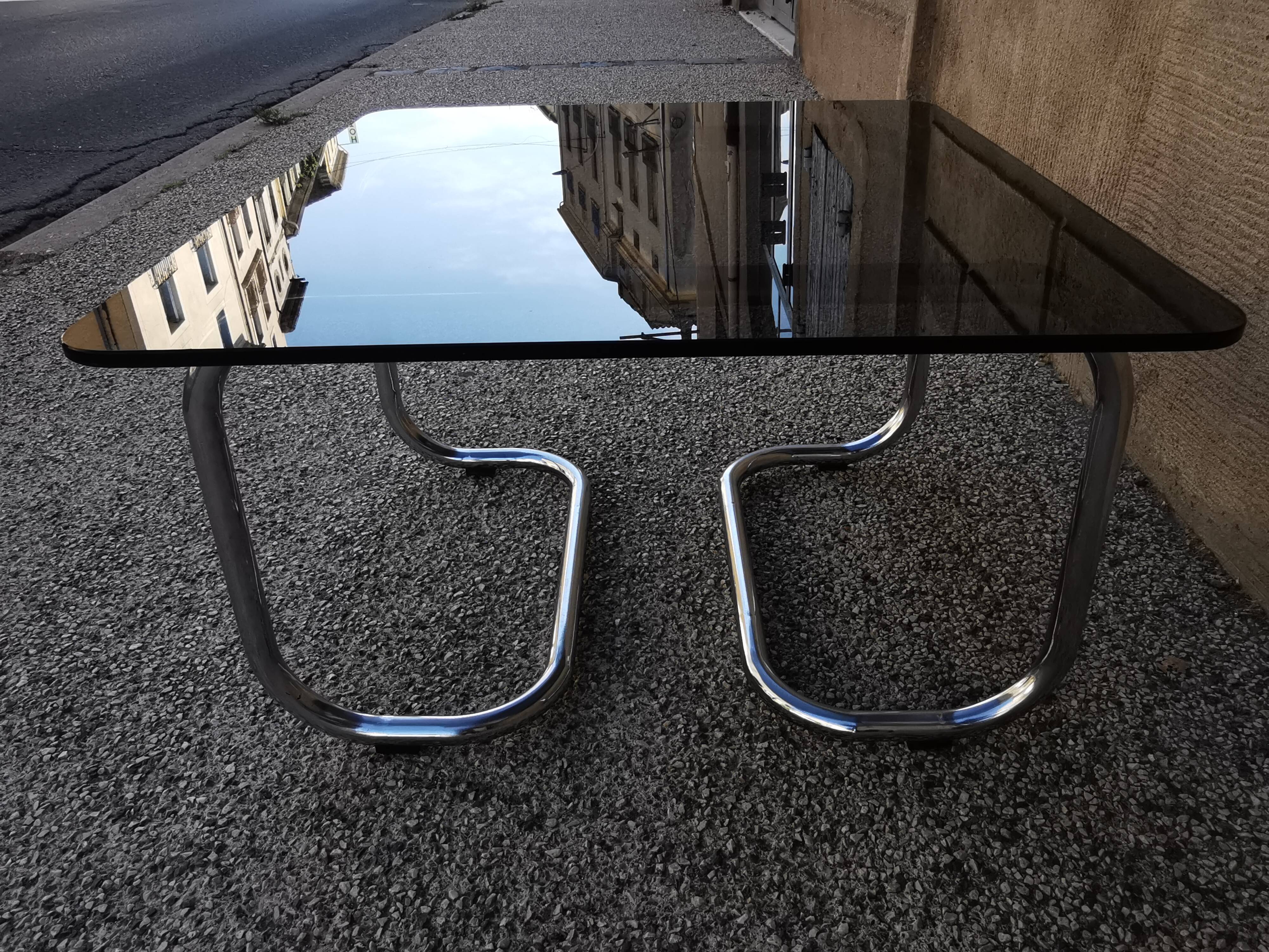 Vintage auxiliary coffee table 70s Bauhaus style