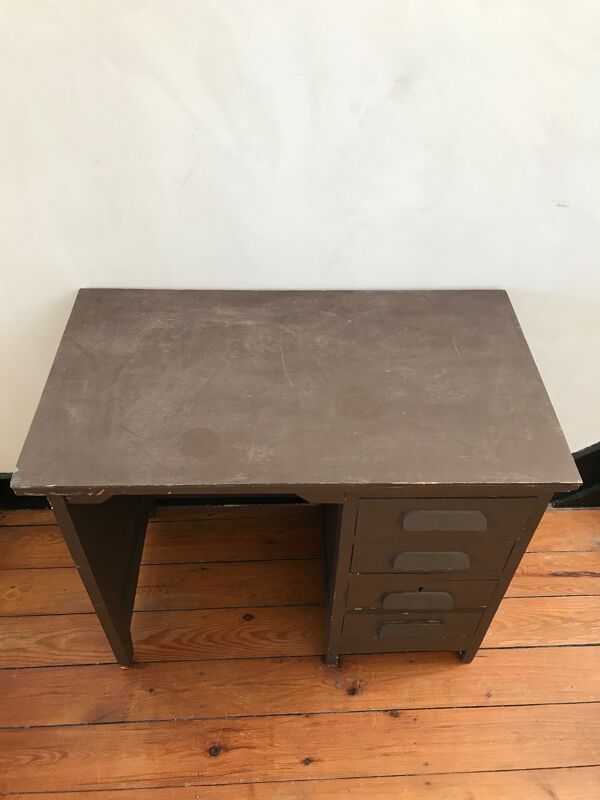 Bureau d’enfant