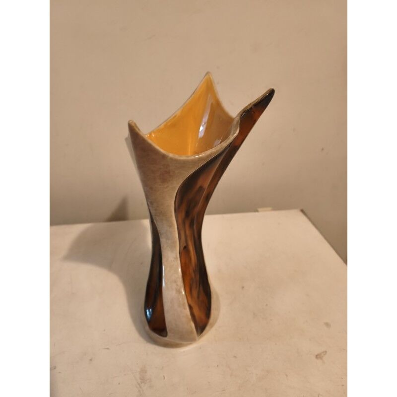 Vintage earthenware vase: Tess