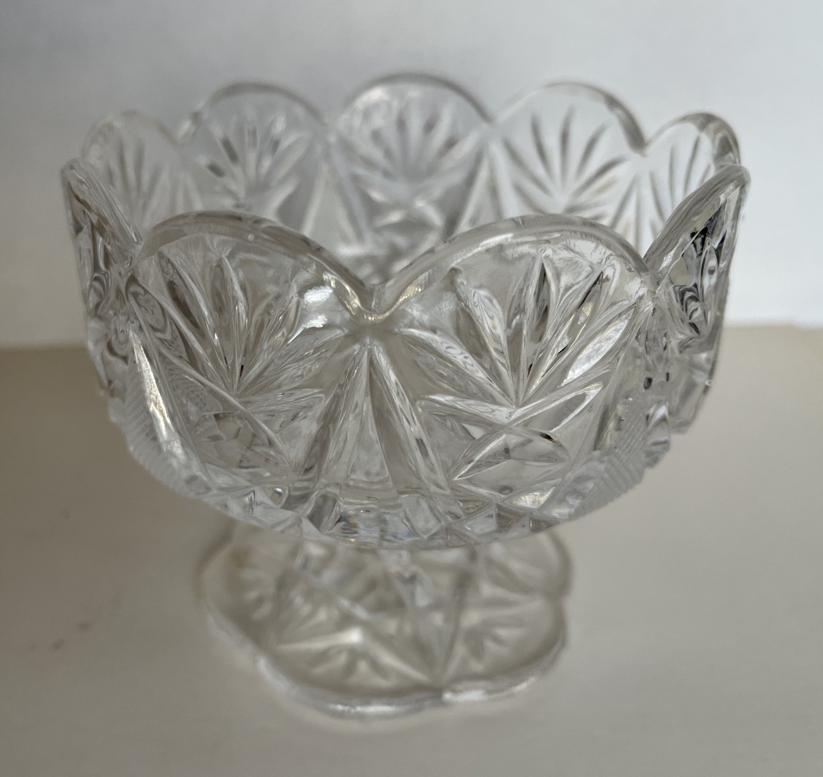 Set of 3 crystal cups