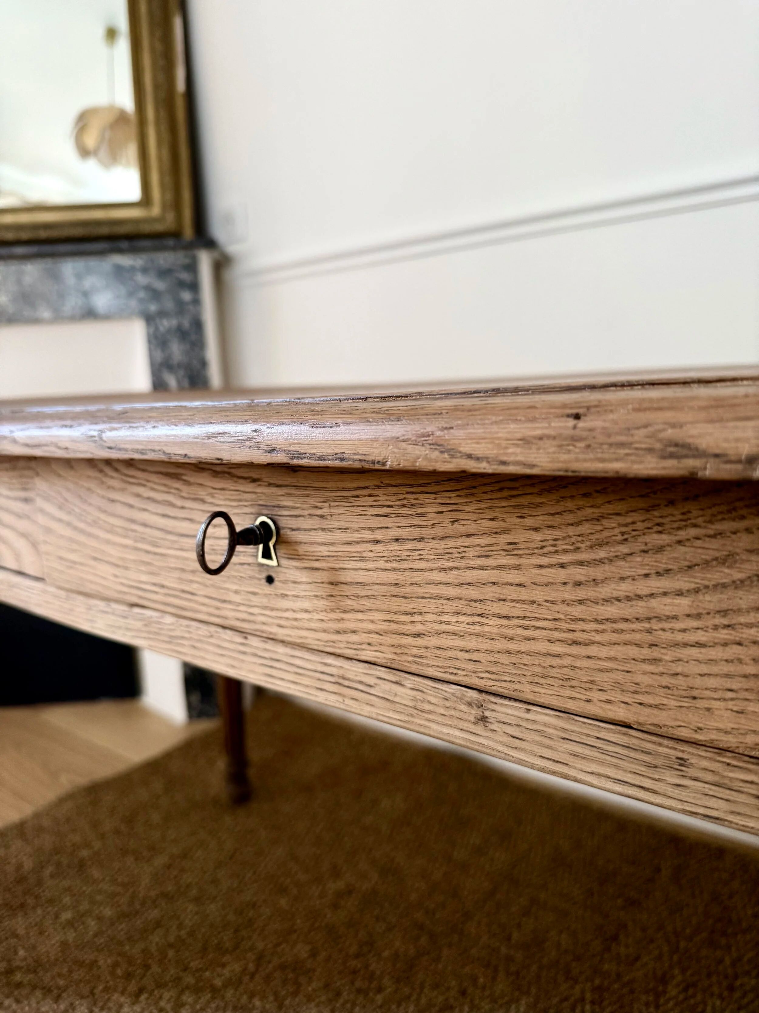 Bureau en chêne rénové