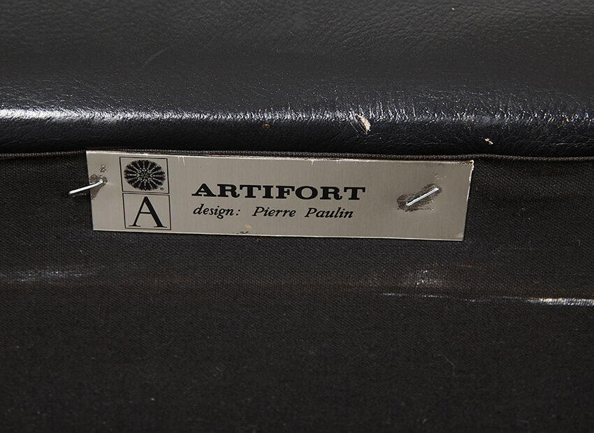 Pierre Paulin 442 sofa for Artifort 1962