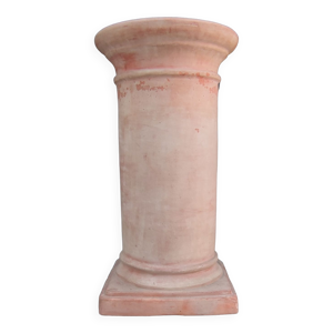 Ancienne colonne en terre - cuite