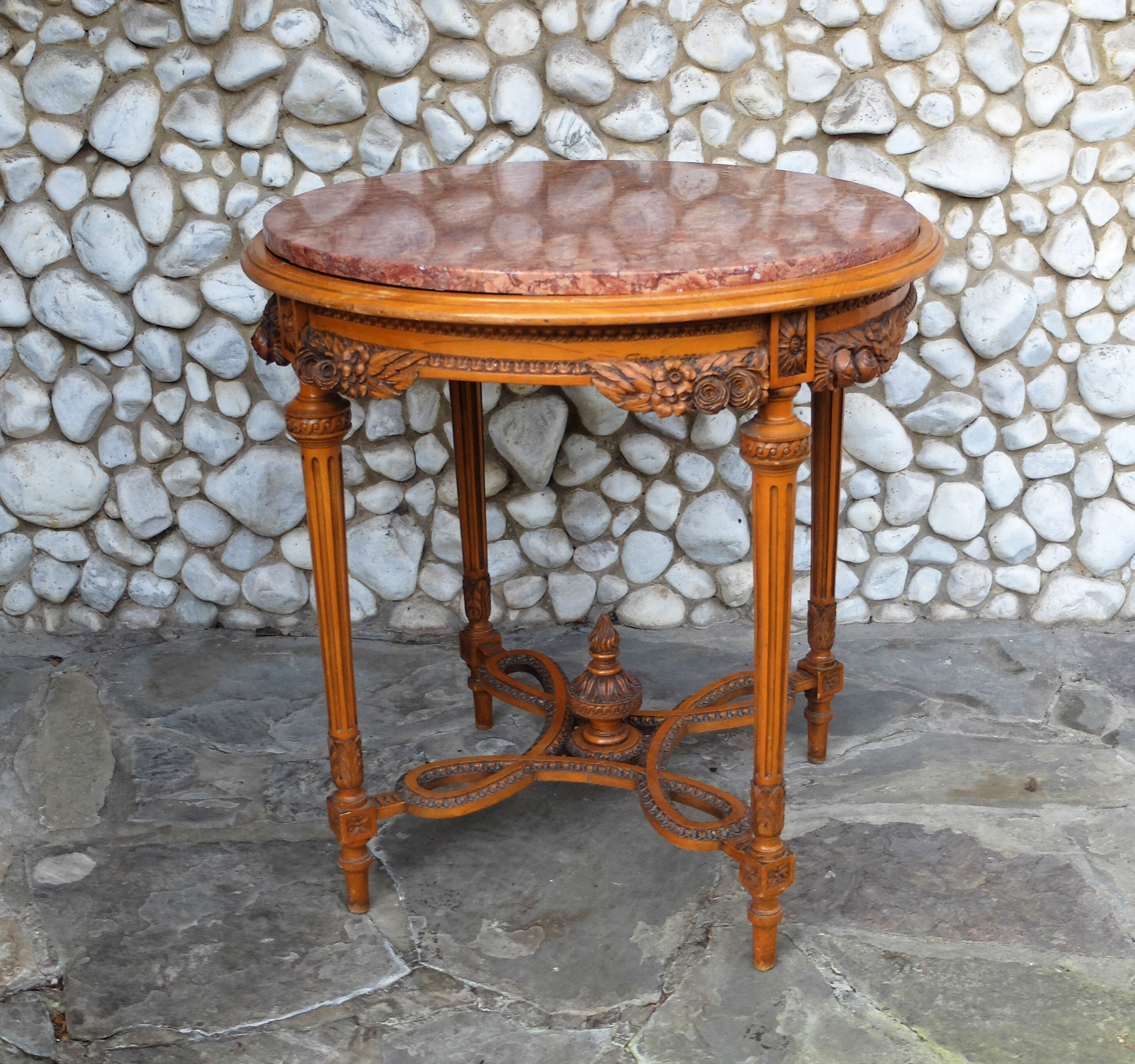 Antique round table plateau pink marble fully carved 1900s