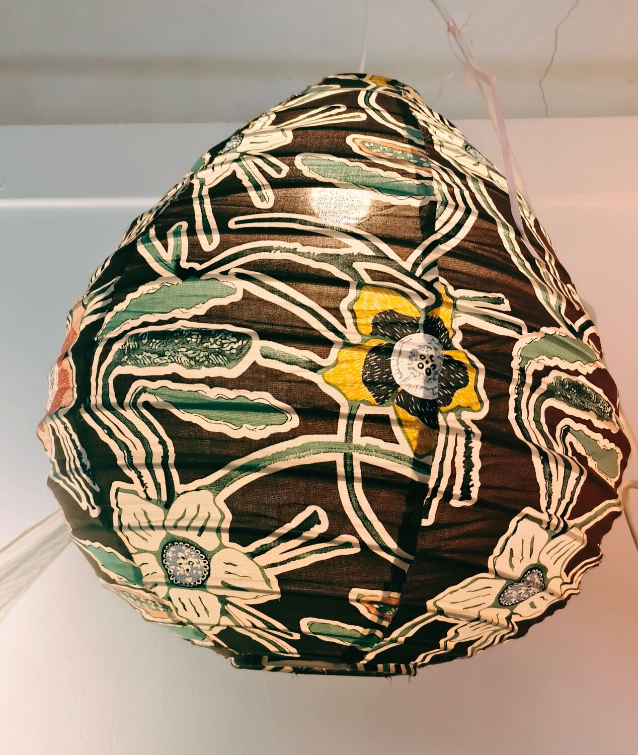 Small printed fabric pendant light