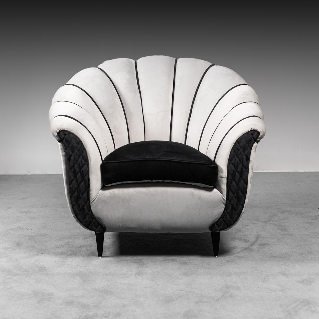 Fauteuil en velours gris 50