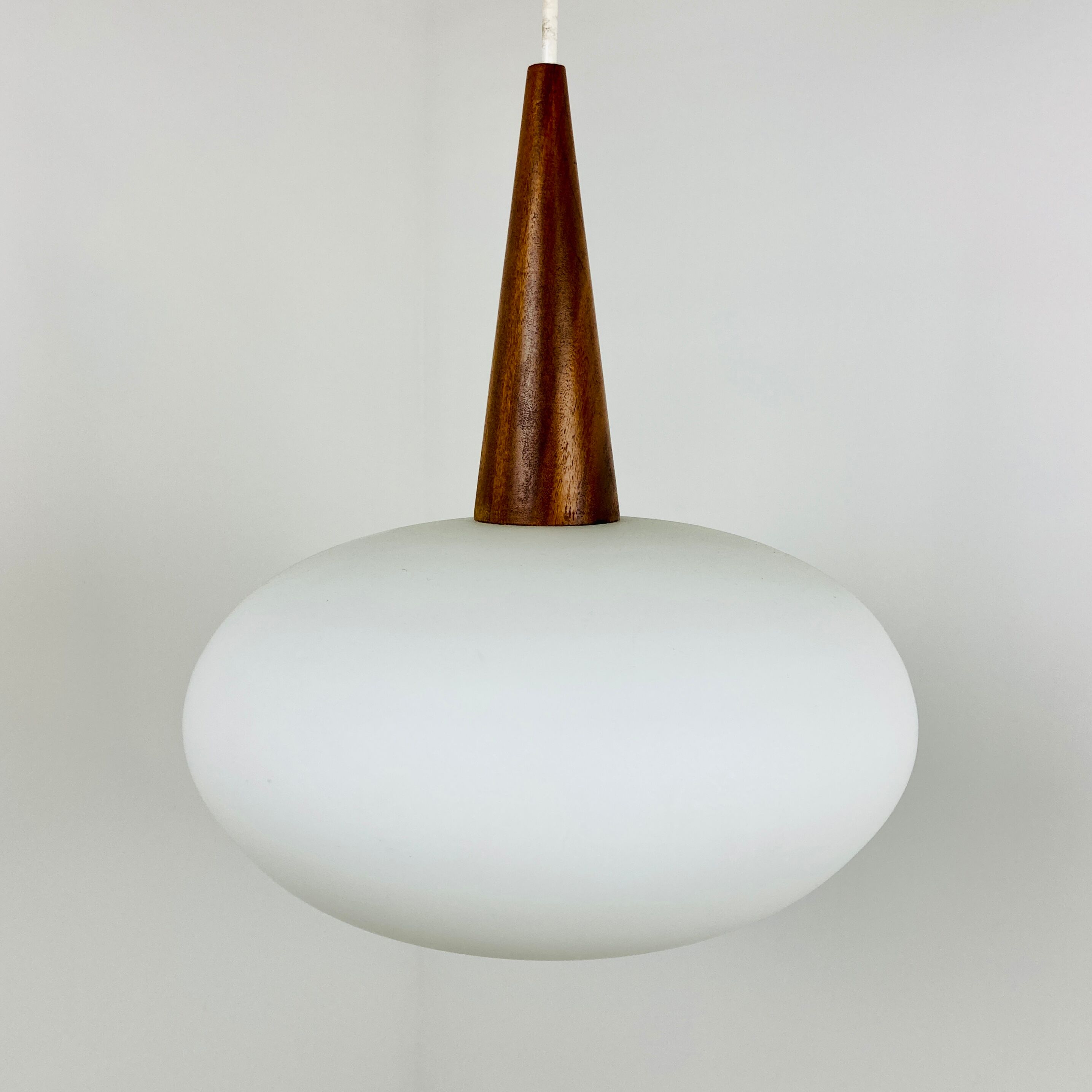 Suspension by Louis Kalff, Philips edition.