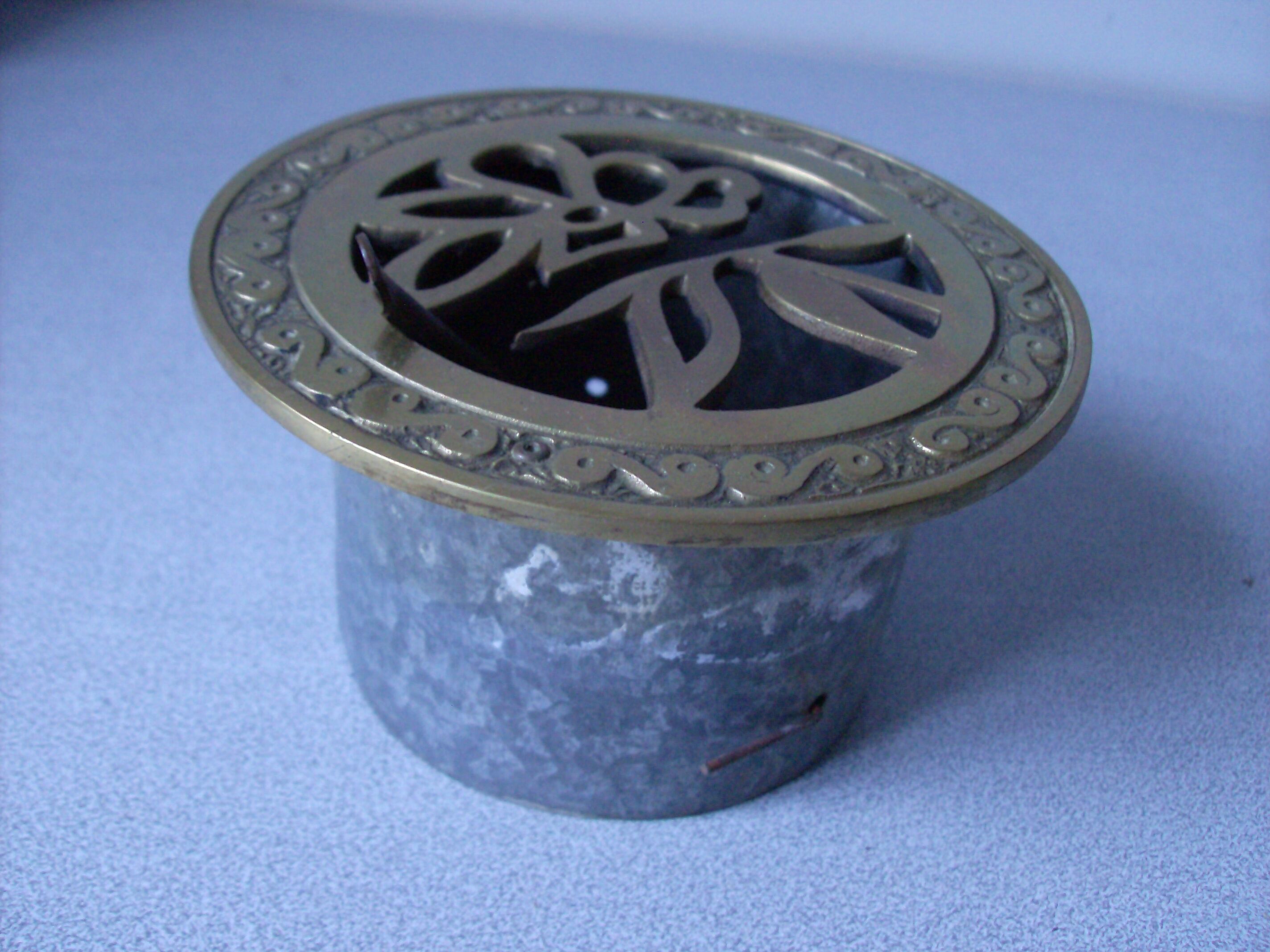 Grille D'Aération Pour Poêle En Faïence Doré 10 X 20 Cm[b1229