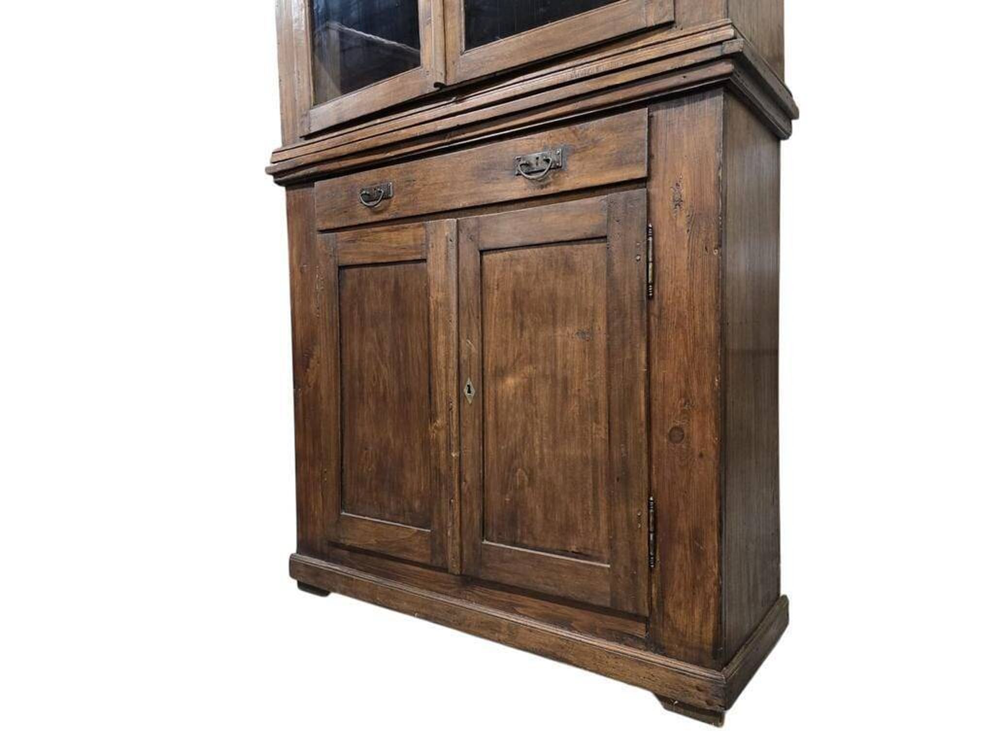 Vintage wooden display cabinet / sideboard / wardrobe