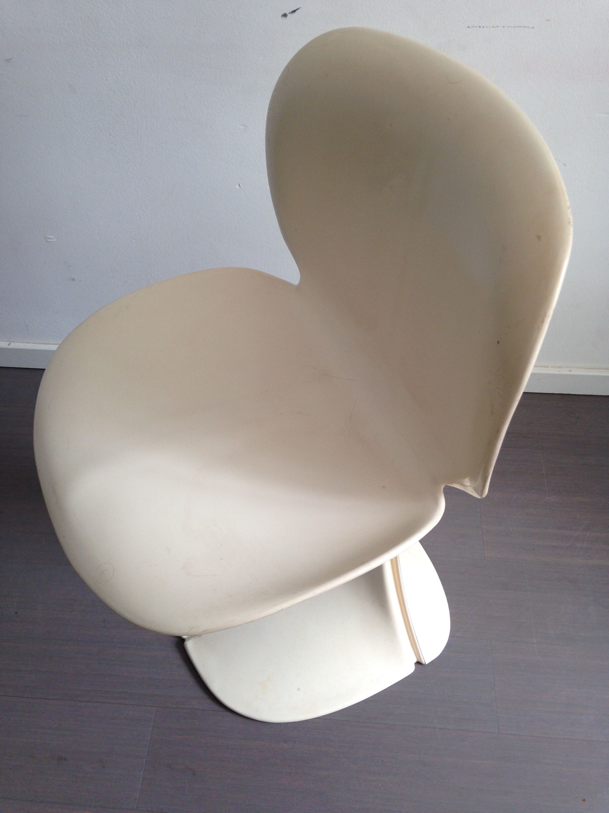 Pierre Paulin 8810 flower chair for Boro Belgium 1973