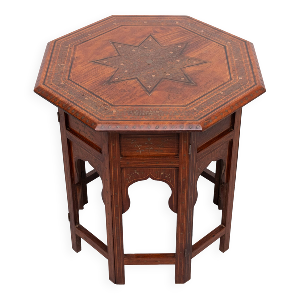 Fabulous Hoshiarpur anglo-indien en bois dur incrusté de laiton table basse occasionnelle