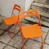 Lot two folding chairs