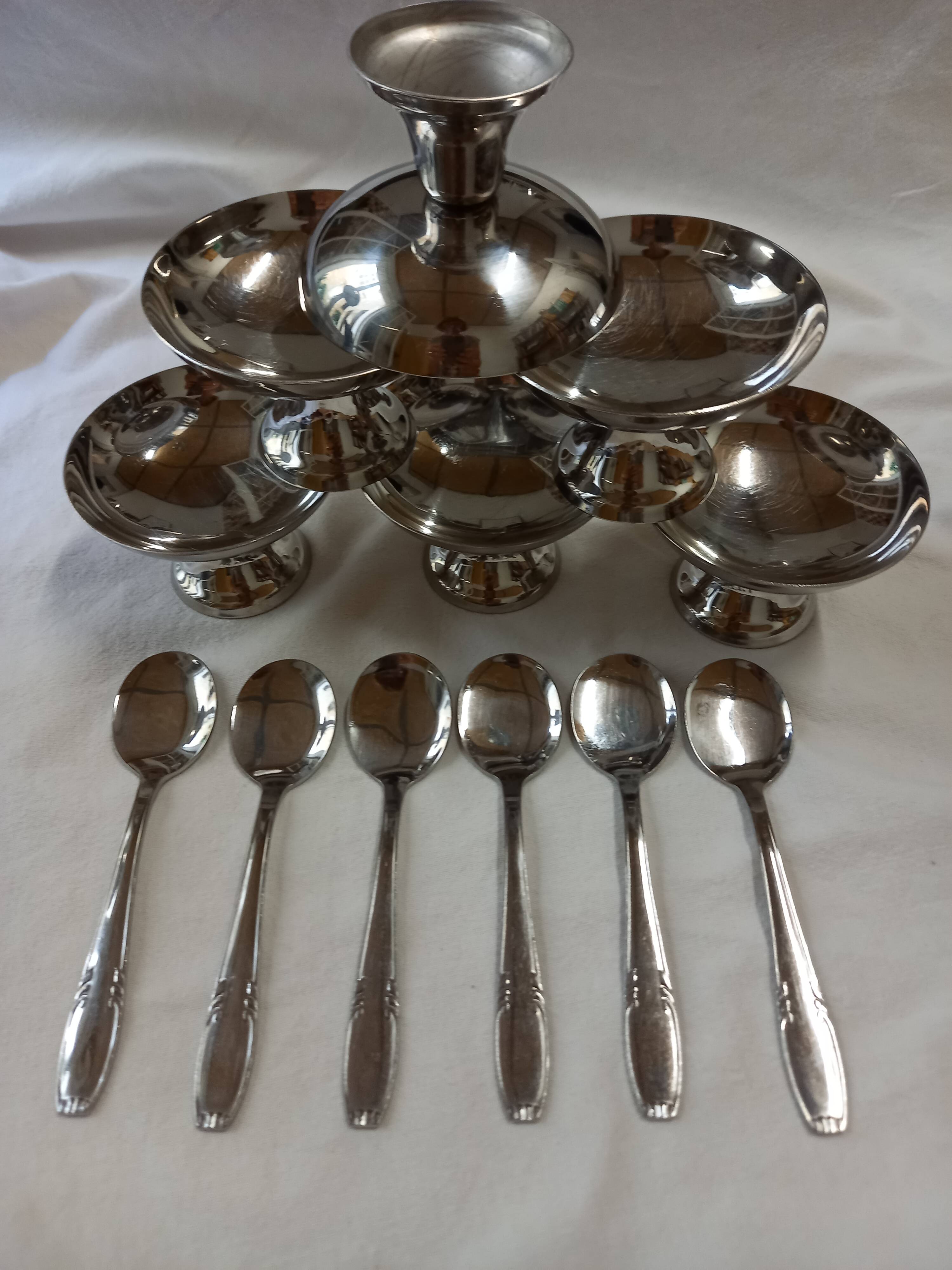 Set of 6 Guy Degrenne stainless steel ice cream cups with 6 ice cream spoons