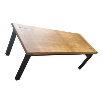 Farmhouse table