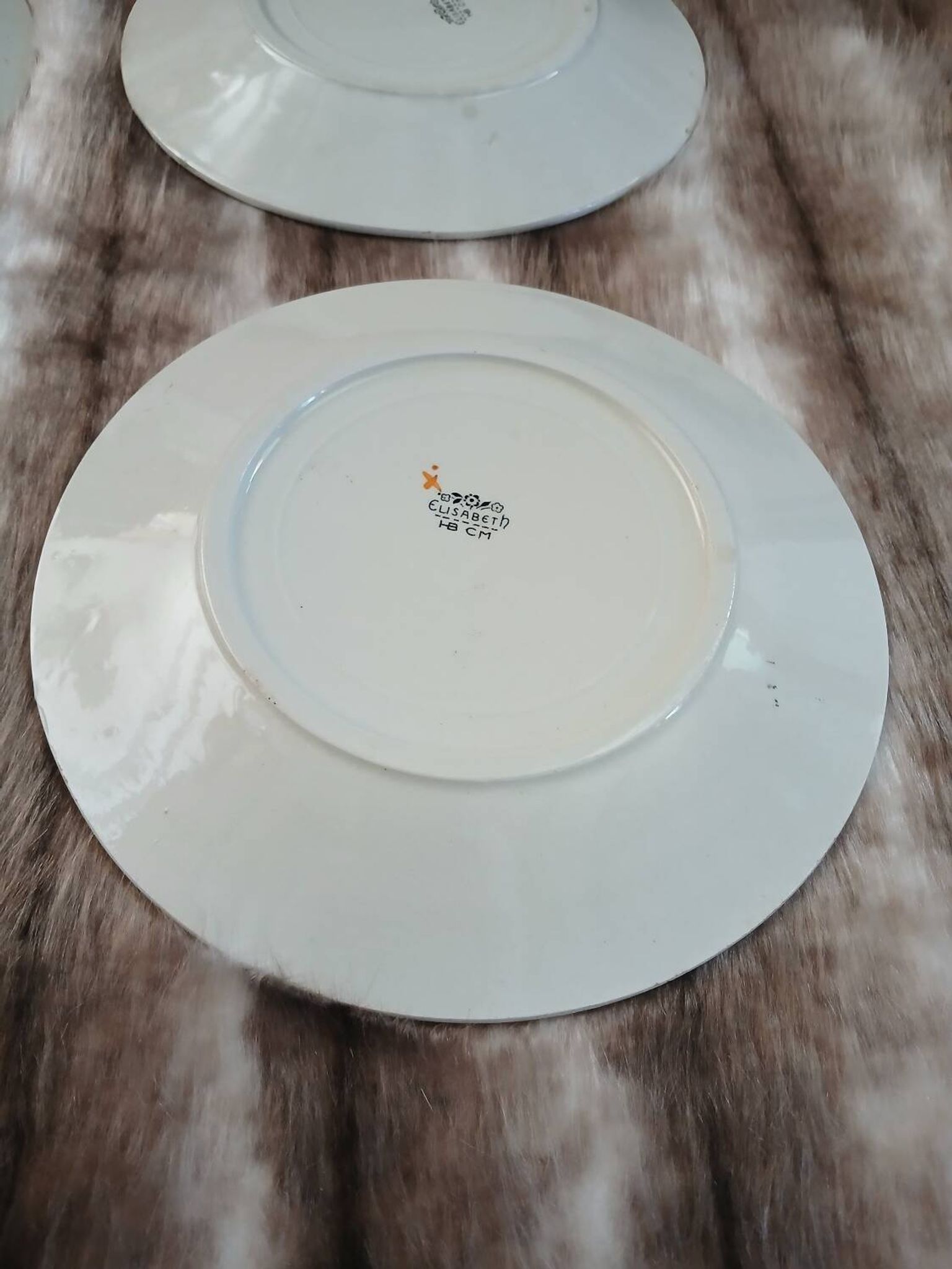 4 antique flat plates "Élisabeth"