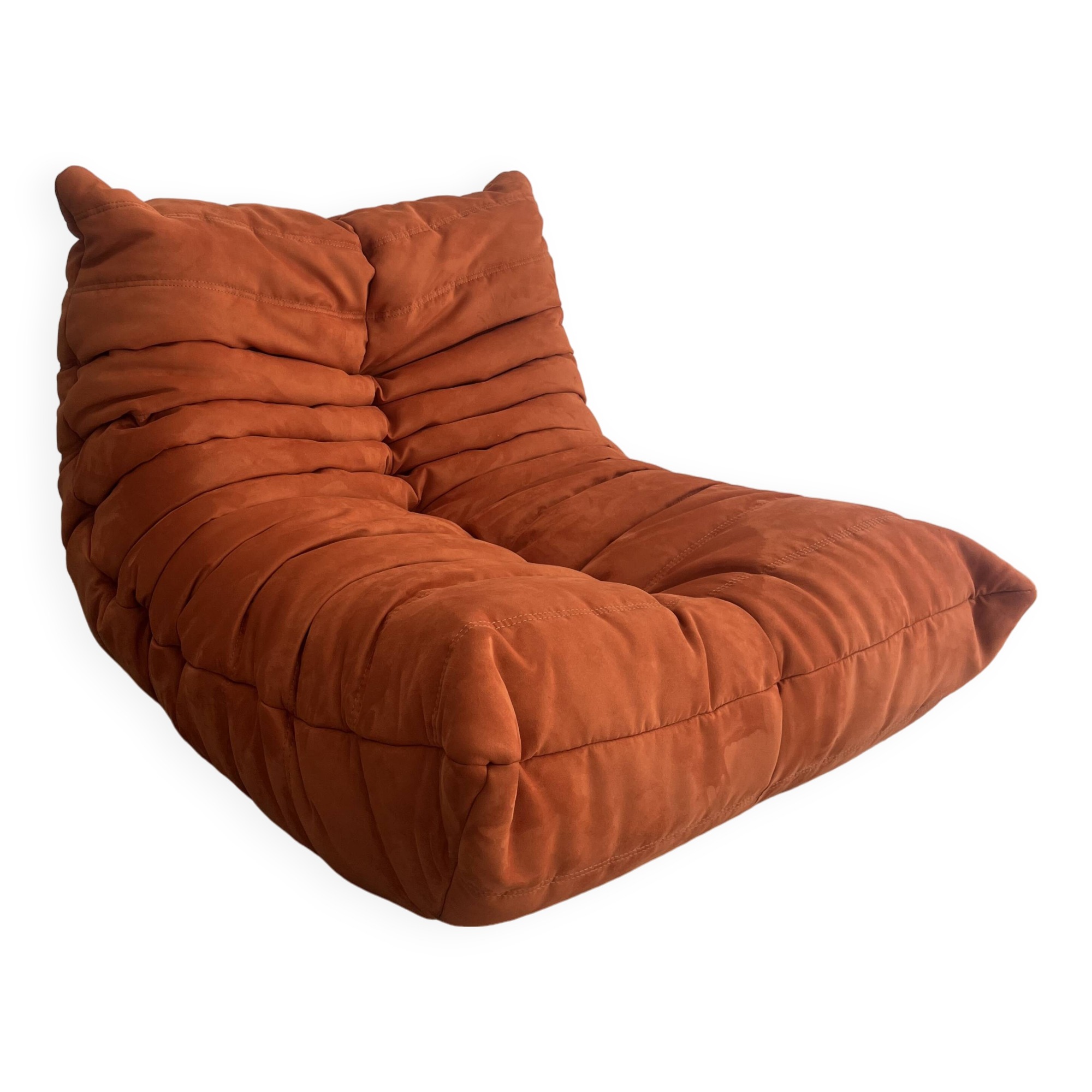 Togo fireside chair Michel Ducaroy for Ligne Roset