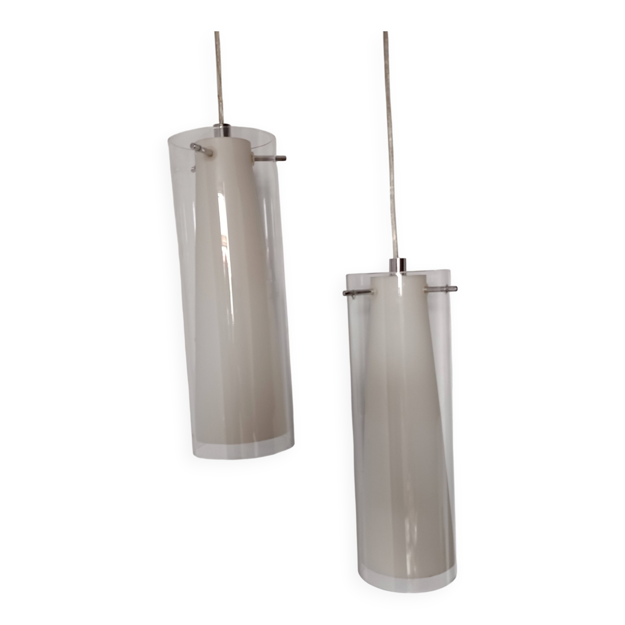 Transparent glass suspensions and white opaline glass inside.