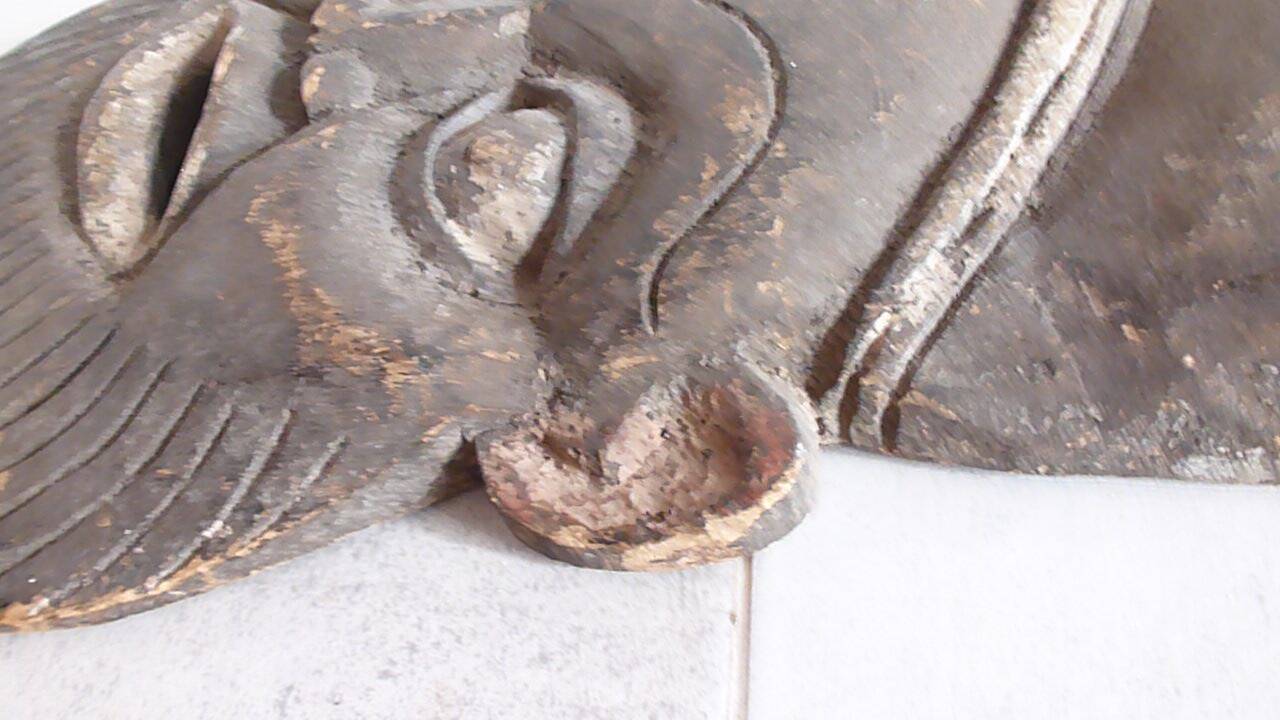 African mask, Hand-carved African wooden mask.