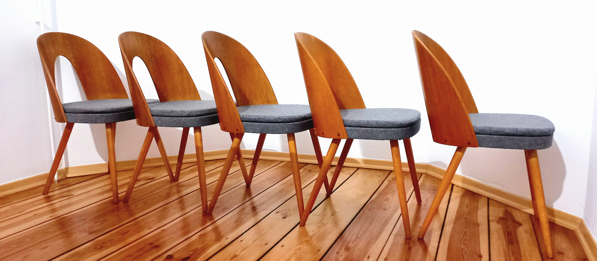 Set of five chairs, design. A. Suman, Tatra Nabytok, Czechoslovakia, 60s