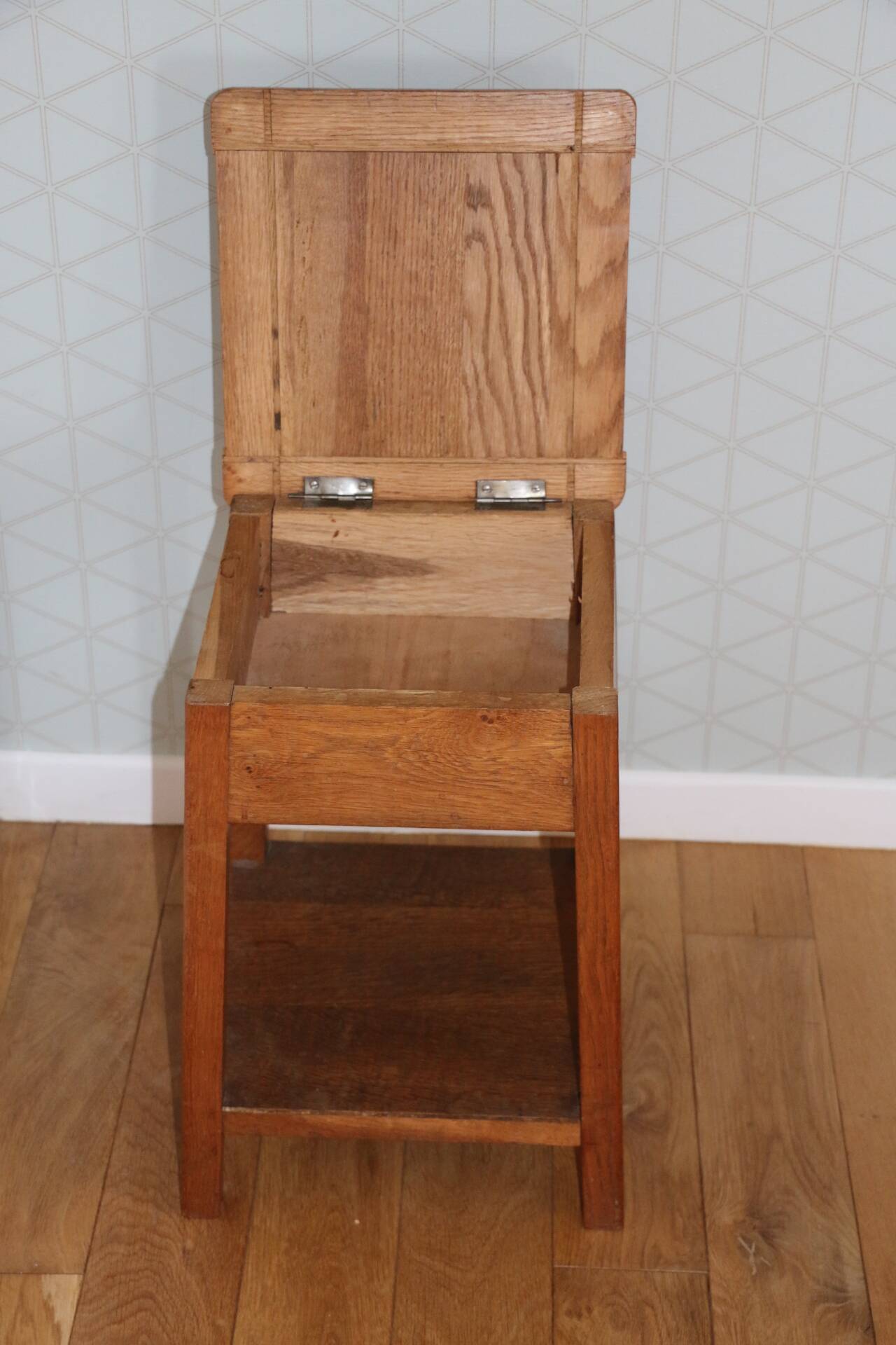 Tabouret/chevet chêne reconstruction