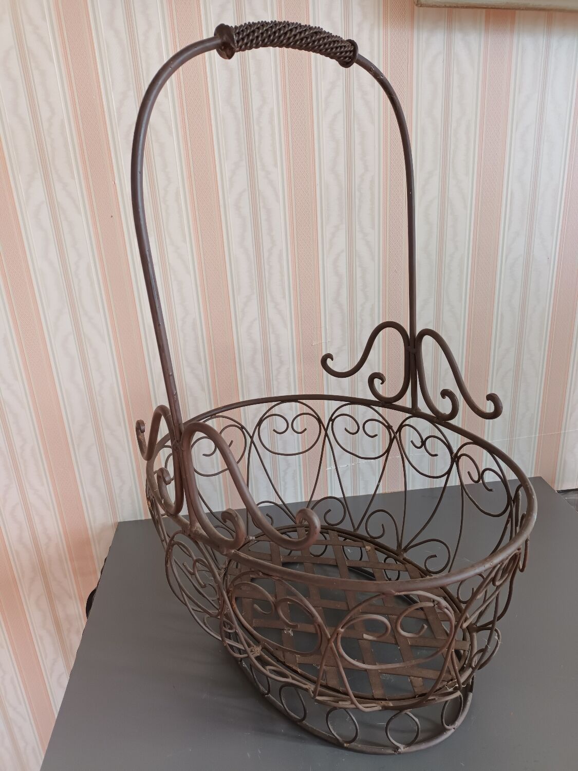 Iron basket