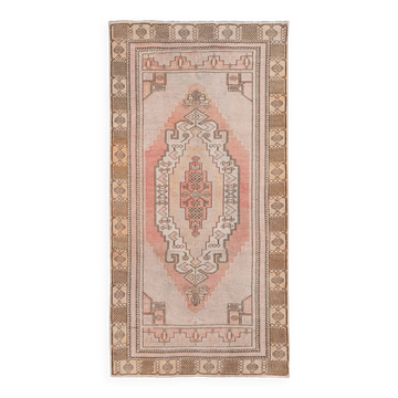 Tapis turc vintage fait main 118x226 cm