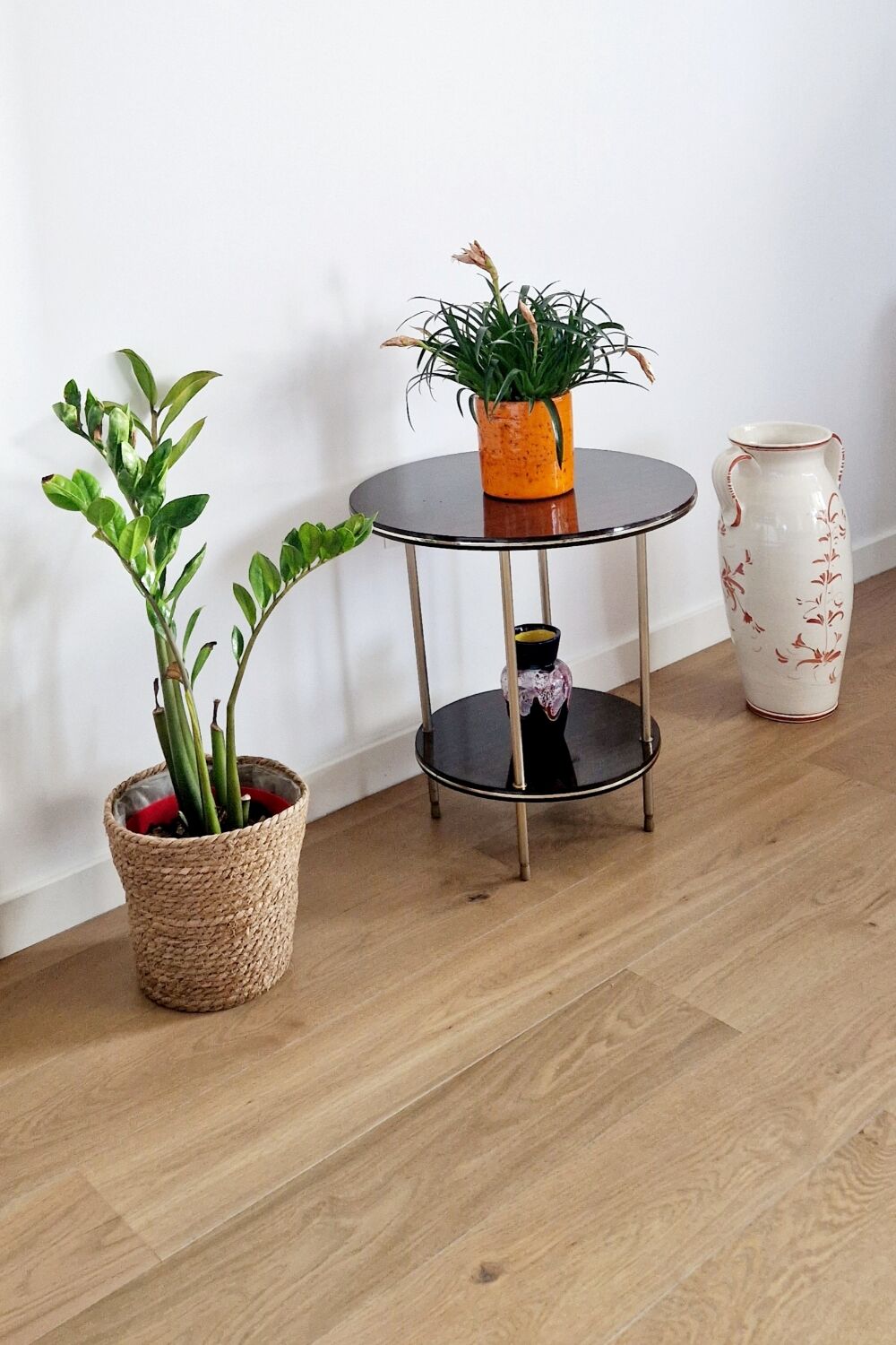 Vintage side table from the 80s