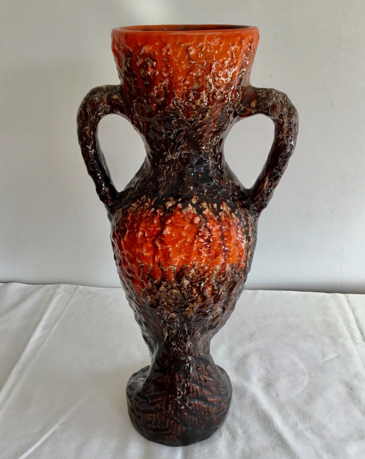 Callauris vintage earthenware amphorae vase
