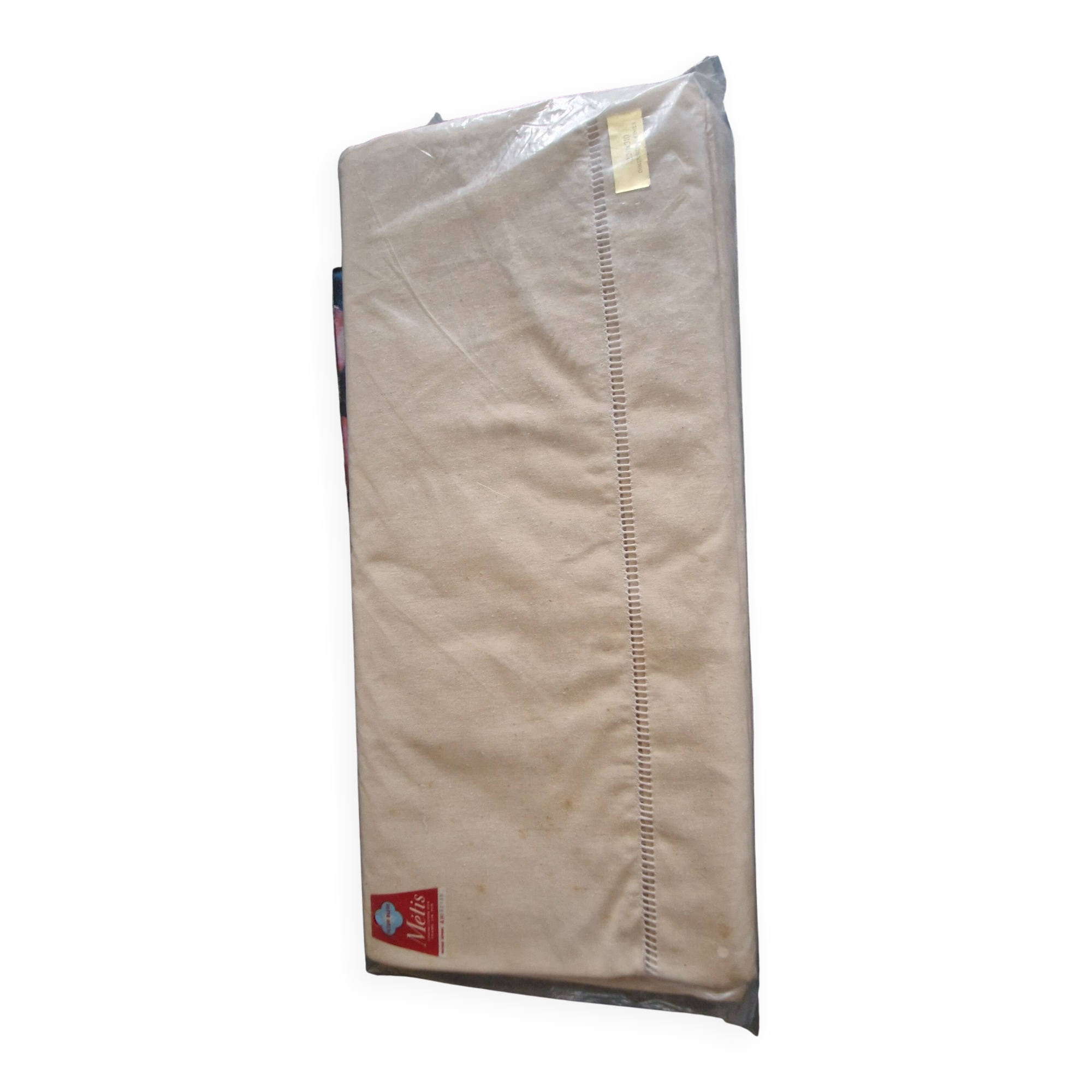 Drape in mixed fabric