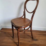 Véritable chaise Thonet modèle cœur n°28, fabrication Thonet, vers 1900
